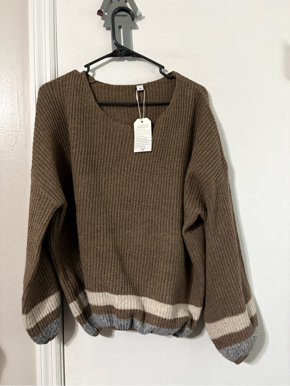 Brown and cream striped sweater with balloon sleeves size medium new